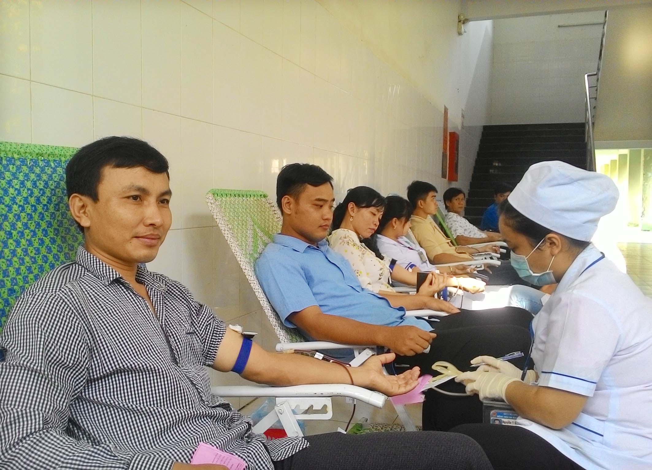 Over 2,000 units of blood donated