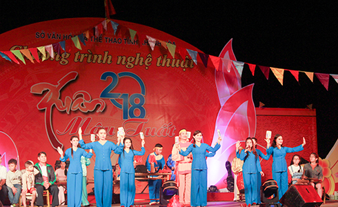 An item of Bài Chòi performed in Khanh Hoa