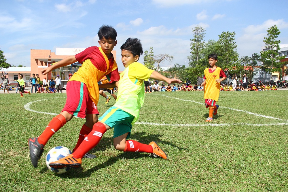 PVF holds enrollment for young football trainees in Khanh Hoa