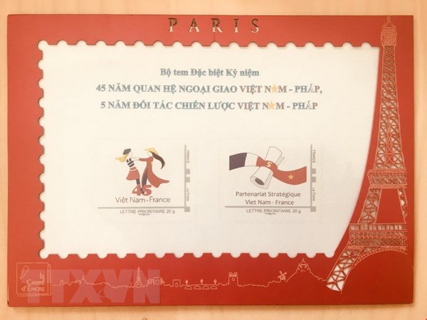 Postal stamps issued to celebrate 45th anniversary of Vietnam-France relations