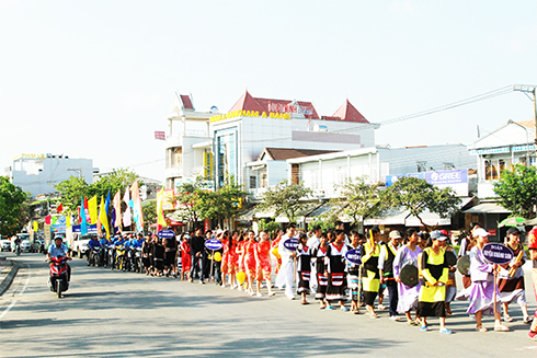 Parade to celebrate Vietnamese Ethnic Groups’ Cultural Day