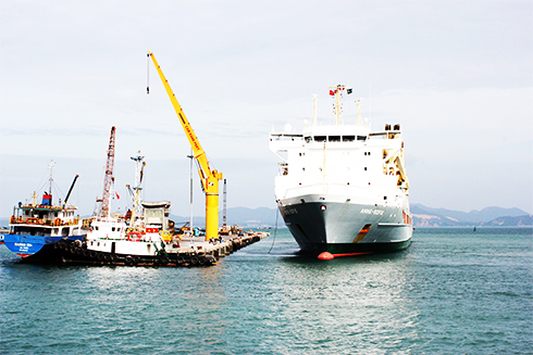 Cam RAnh Port