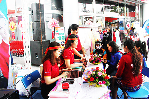 Online travel, potential to develop Nha Trang – Khanh Hoa tourism more