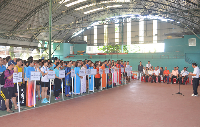 Traditional sports festival of Khanh Hoa's maritime bloc joined by over 200 players