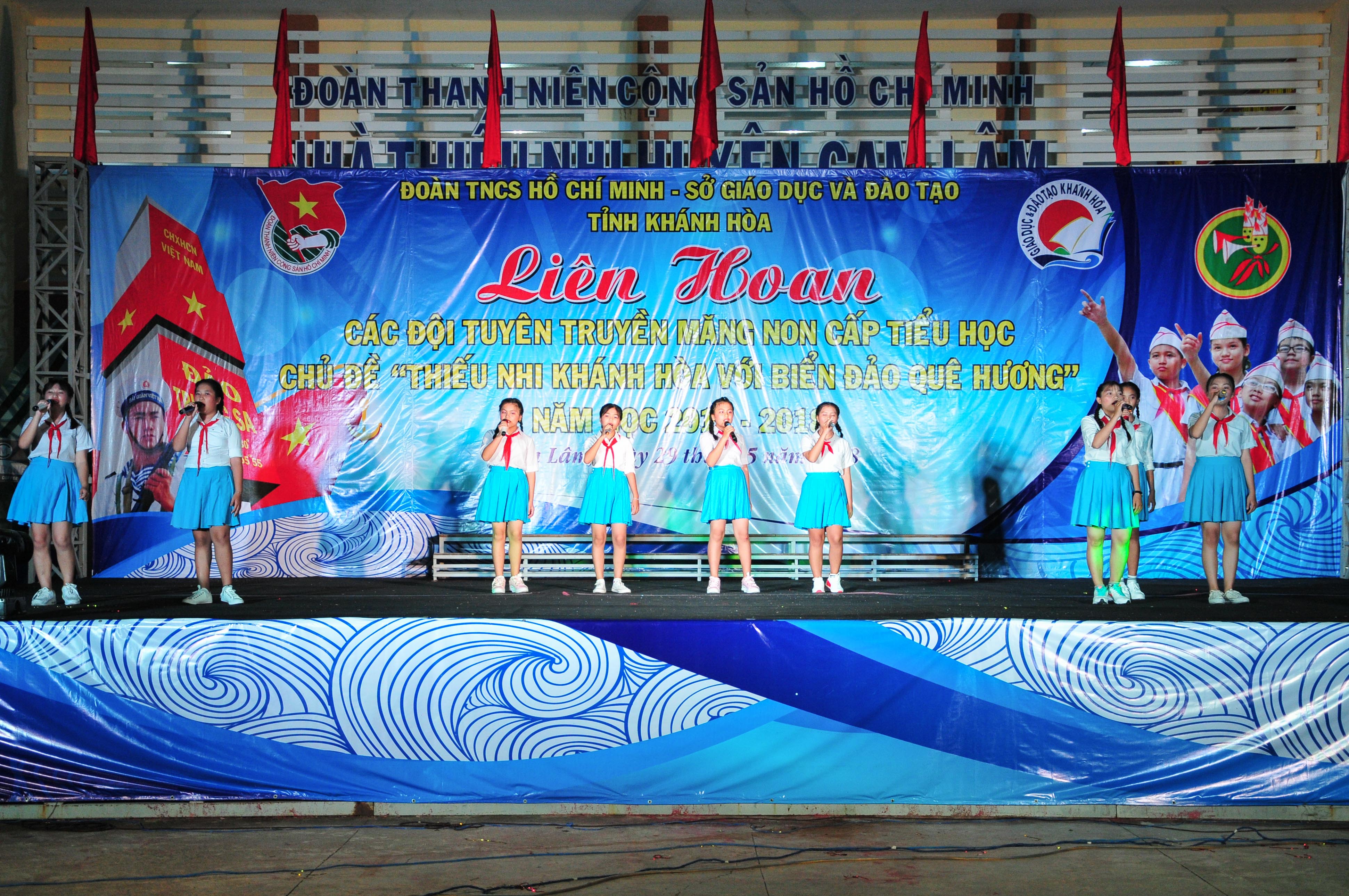 Music festival for children's propaganda groups