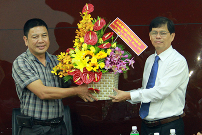 Provincial leader extends greetings on Vietnam's Revolutionary Press Day