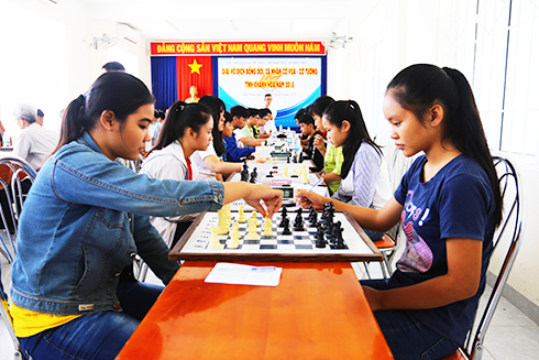 Khanh Hoa's chess and Chinese chess tournament played by 117 players