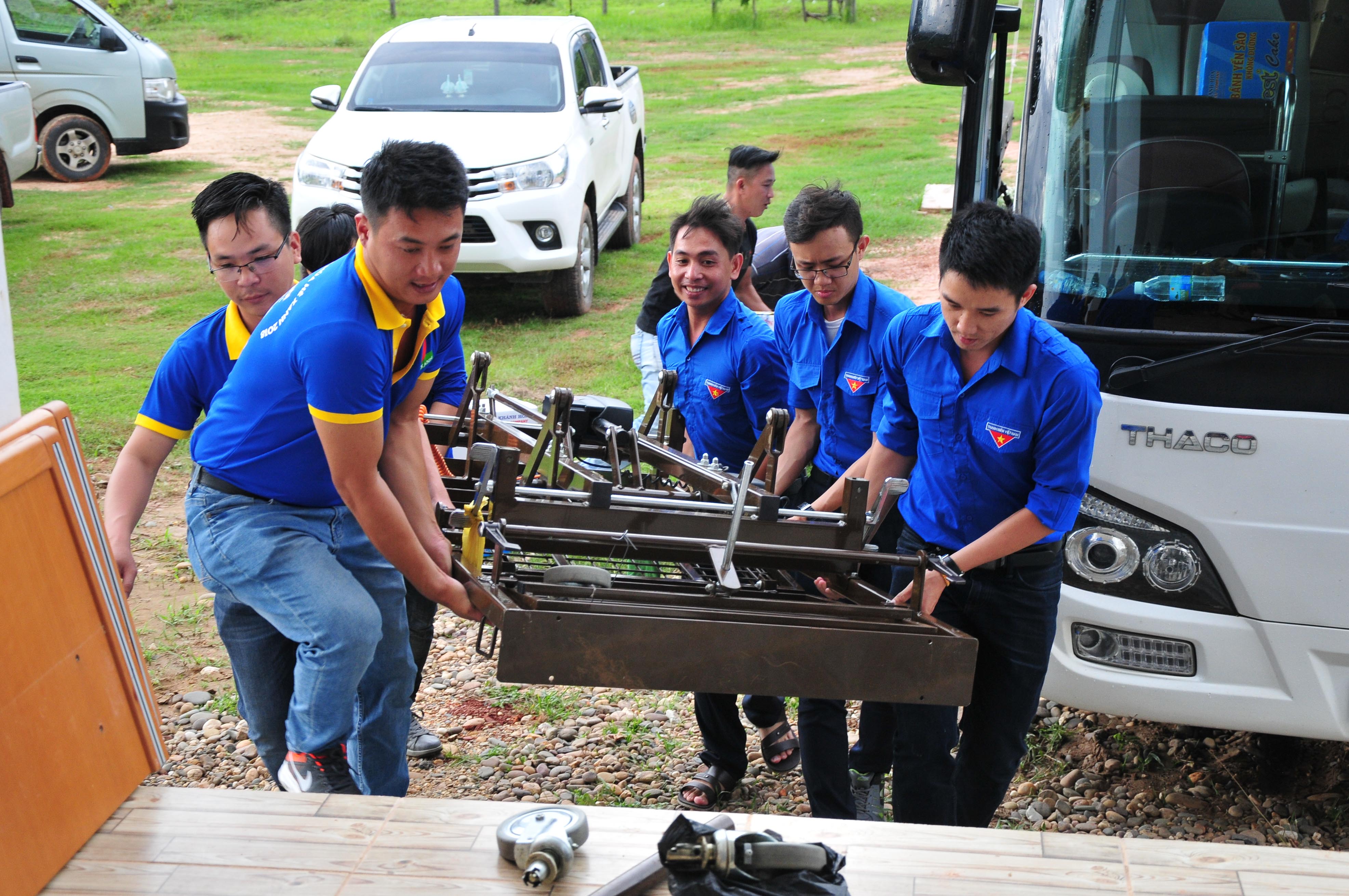 Medical equipment offered to Attapeu