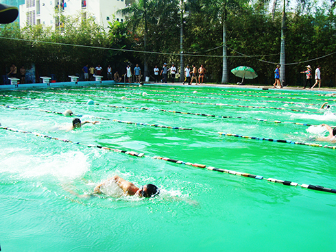 Khanh Hoa holds swimming tournament for children and teenagers