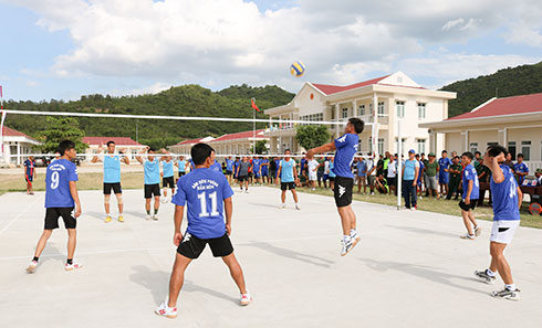 Khanh Hoa Border Guard Headquarters holds volleyball festival