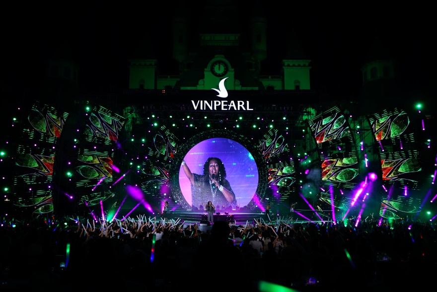 Boney M. impressed by Vinpearl Land