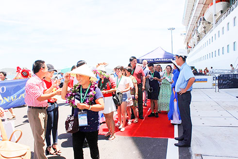 International cruise tourists calling at Nha Trang