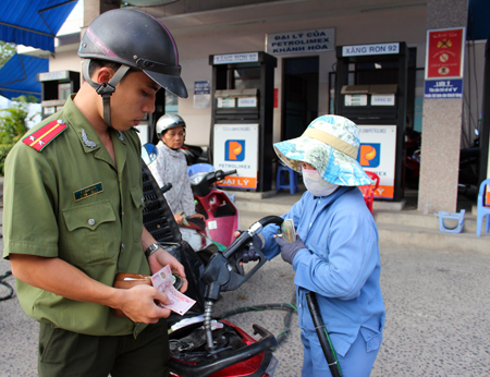 Retail petroleum prices put up