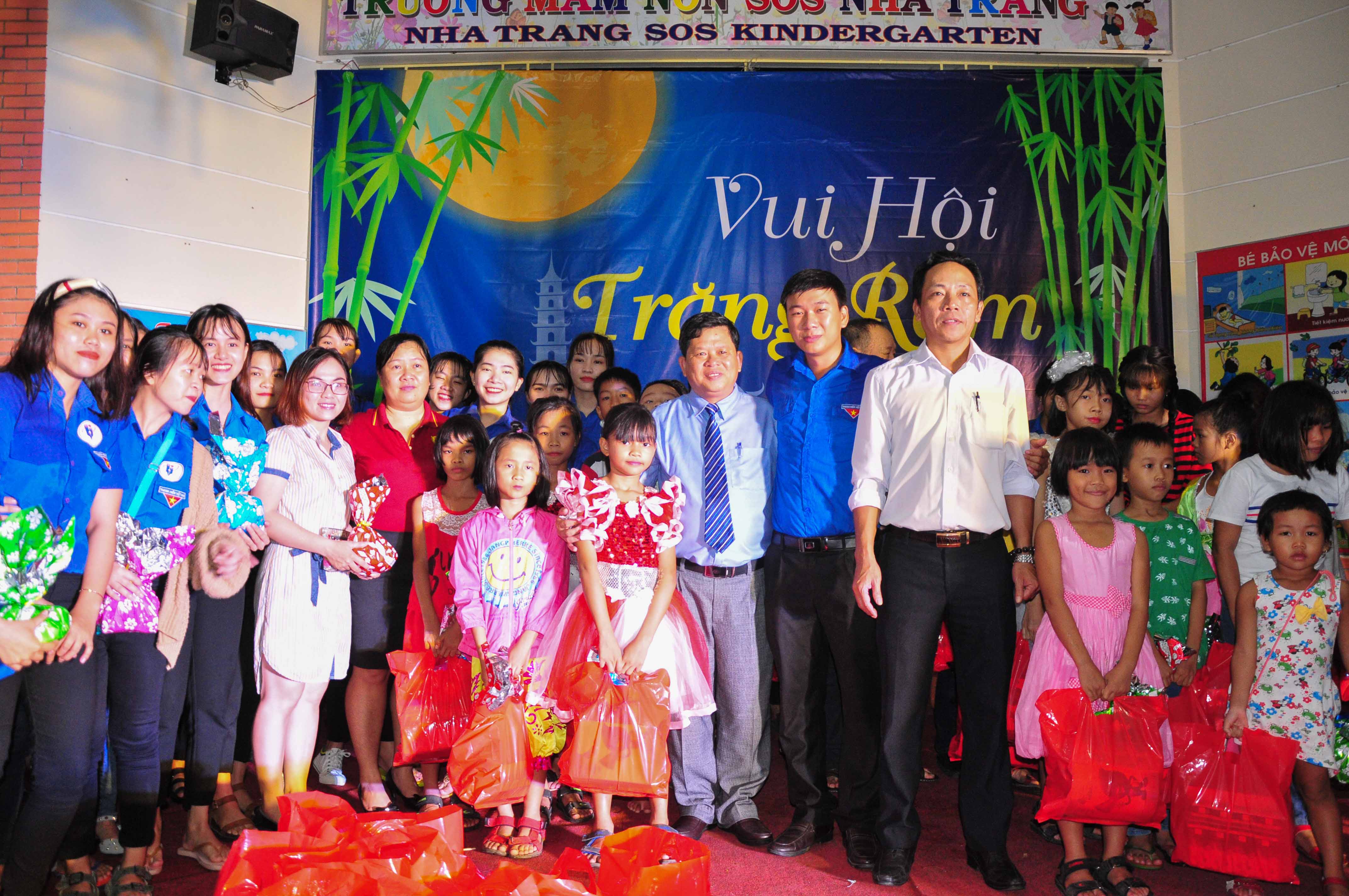 Moon Festival gifts for SOS Nha Trang Children's Village