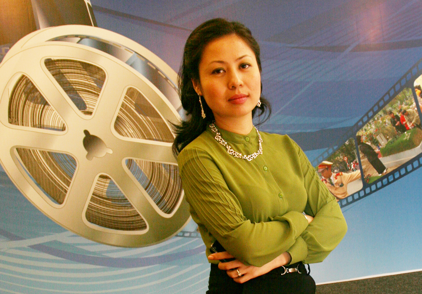 Ms Ha Thuc Van