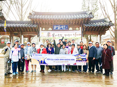 Vietnamese tourists in Korea