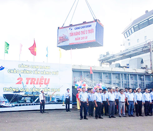 Cam Ranh Port receives 2 millionth tons of cargo in 2018