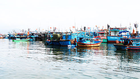 Keeping safe for fishing boats in rainy season