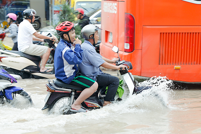 Flash flooding warning in Nha Trang