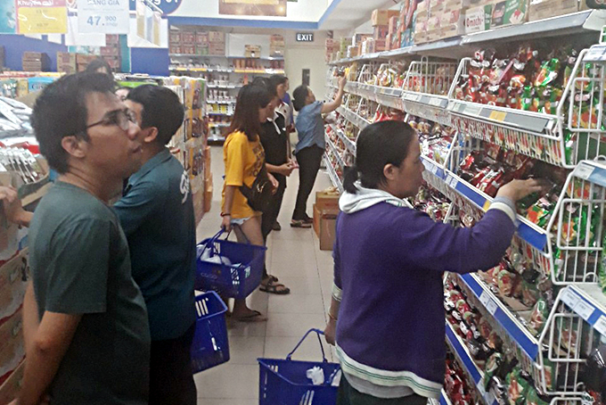 Dried foods and noodles are bought much