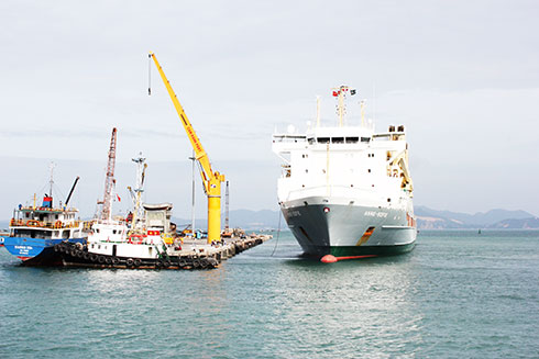Cam Ranh Port: 2 million tons of cargo landmark reached