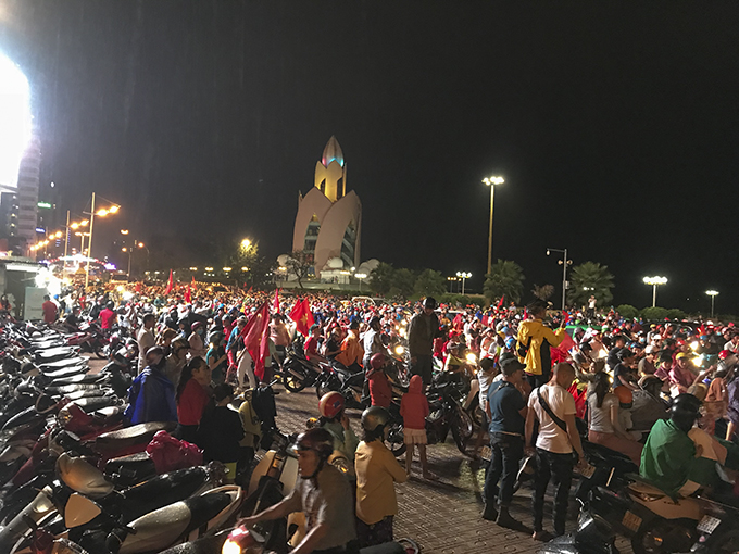 Celebration in Nha Trang as Vietnam qualifies for AFF Cup final