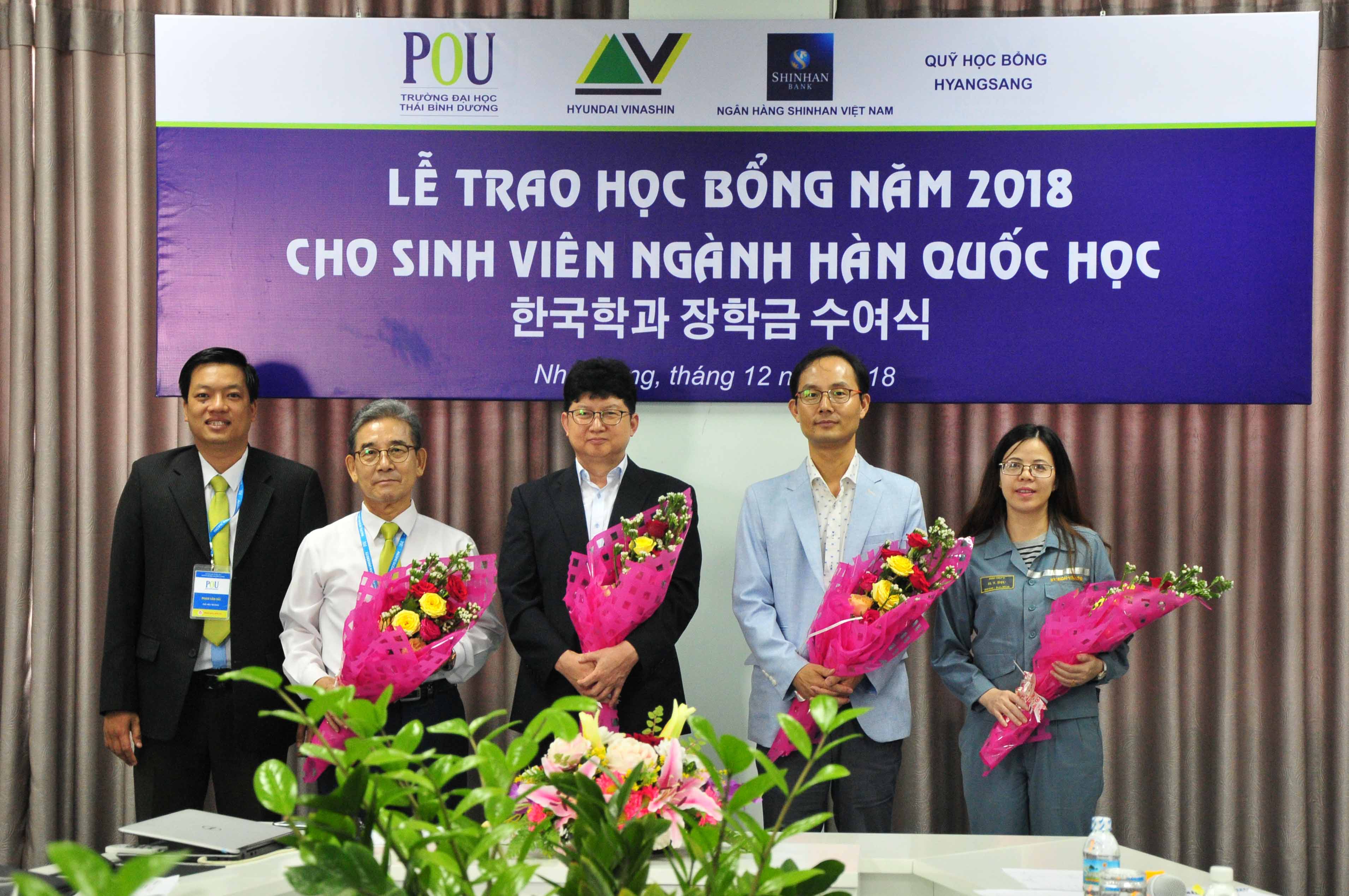 Scholarships for students of Korean studies