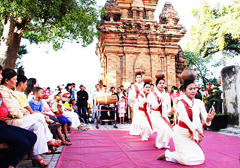 Khanh Hoa promotes cultural and tourism activities