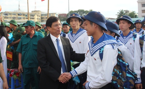 Khanh Hoa youth eager to join army