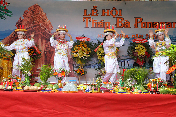 Ritual dance expressing gratitude to Mother Goddess