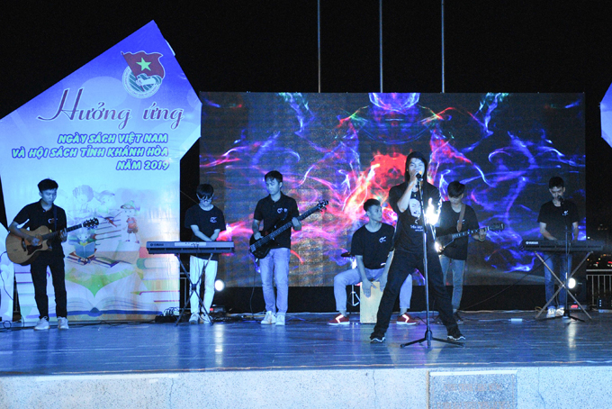 Enlivening School Musical Band Festival