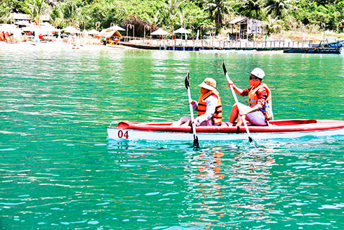 Quality of island tours on Nha Trang Bay improved