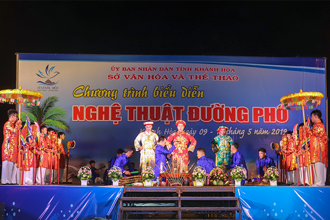 Art show about ritual dances and songs