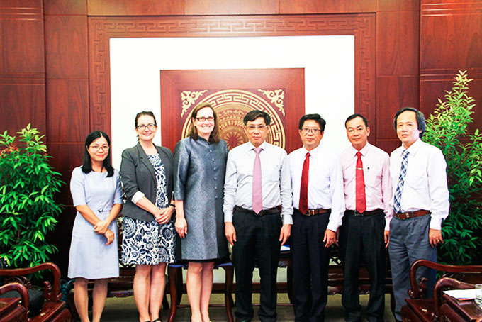 U.S. Deputy Ambassador visits Khanh Hoa