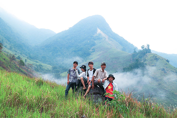 A group of travellers on 