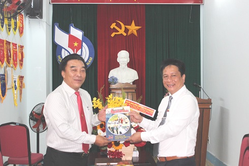 Press Day visit to Khanh Hoa Journalists' Association, Van Hoa Newspaper