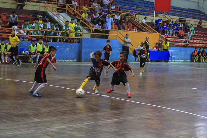 Van Ninh’s players celebrating after scoring