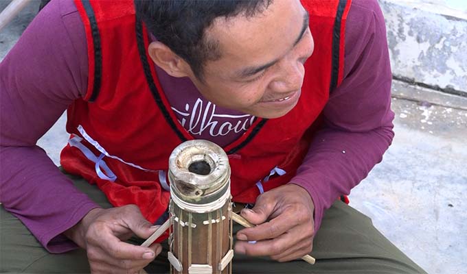 Making Chapi music instrument