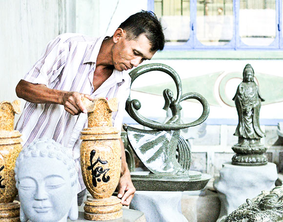 Stone handicrafts, a typical product of Ninh Hoa Town