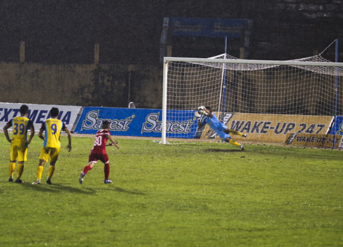 S.KH-BVN celebrating after scoring goal