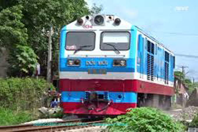 50% off on 5,000 train tickets