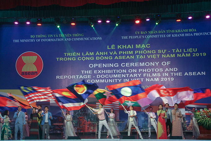 Music performance at the ceremony