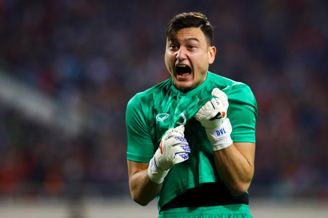 Vietnam’s goalkeeper Dang Van Lam (Photo: Minh Chien)