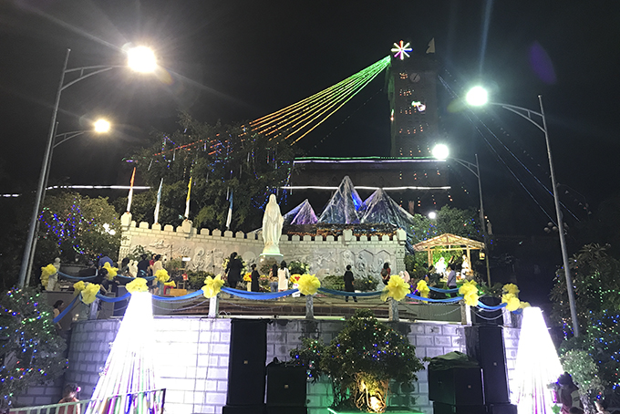 Nha Trang Cathedral is bedecked with Christmas decorations