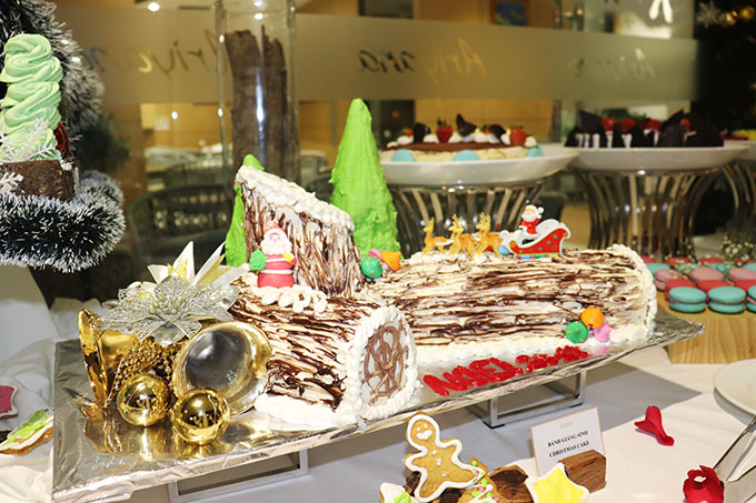 Cake served at Christmas feast at Ariyana Smart Condotel Nha Trang