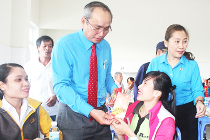 Lunar New Year get-together program to be expanded