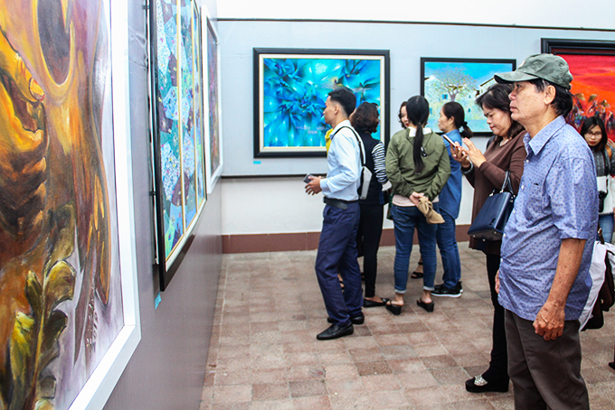 Remarkable achievements of Khanh Hoa's literature and art in 2019