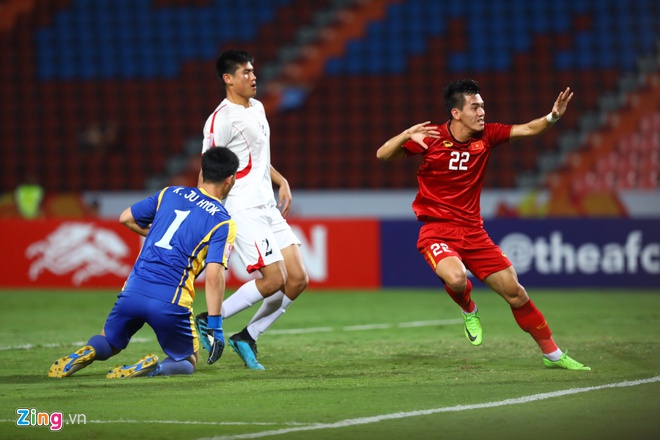 Goal of Tien Linh is not enough for Vietnam U23 to stay at 2020 AFC U23 Championship (Photo: Minh Chien)