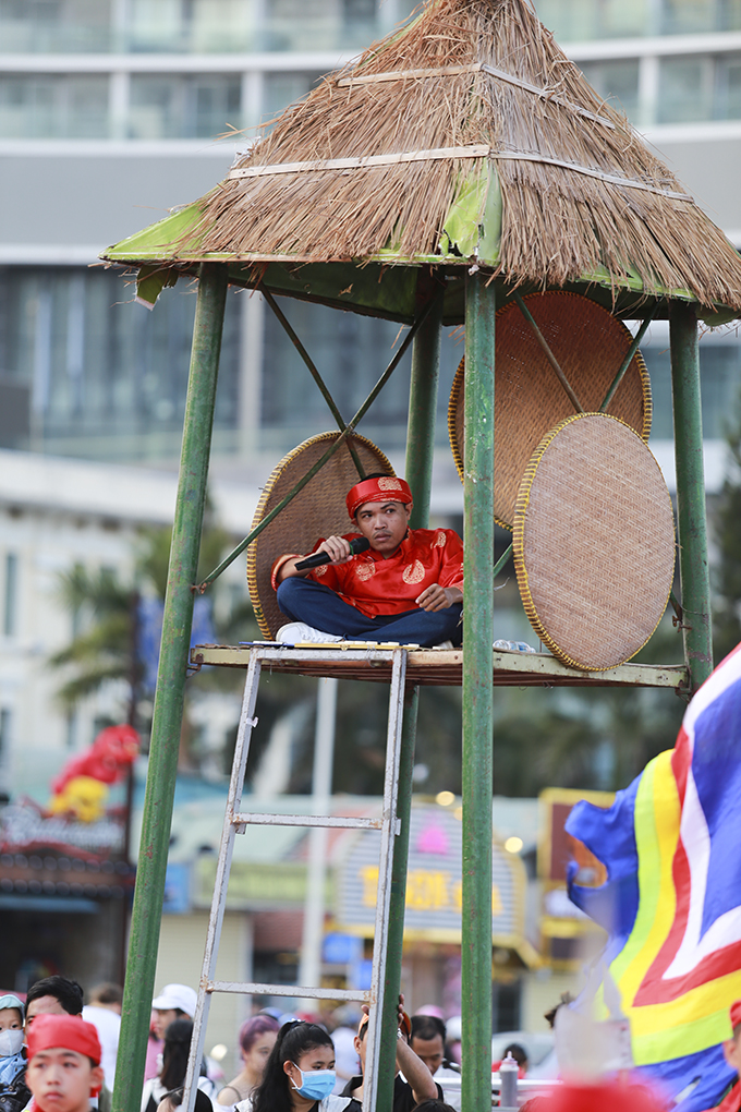 Player Luu Huu Phuoc playing first semi-final match