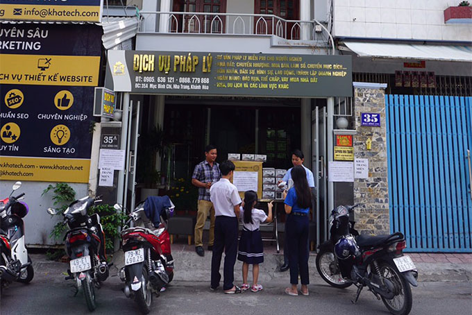 Free distribution of face masks for nCoV